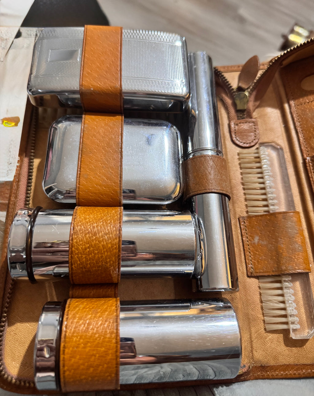 Vintage Shaving Kit With Chrome Accessories