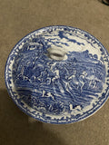 Casserole dish with lid Fine Tableware In Hand Painted ceramic