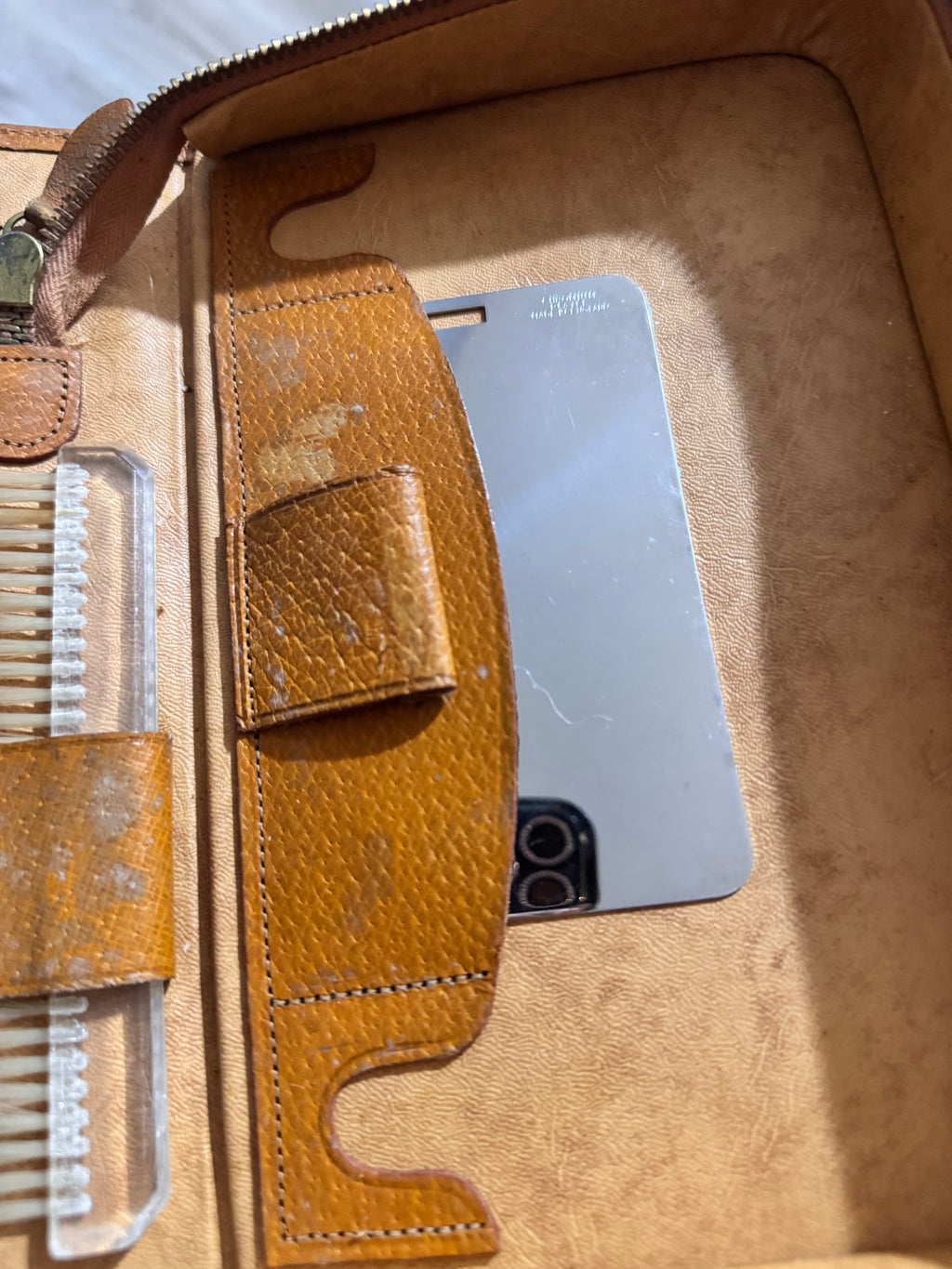 Vintage Shaving Kit With Chrome Accessories