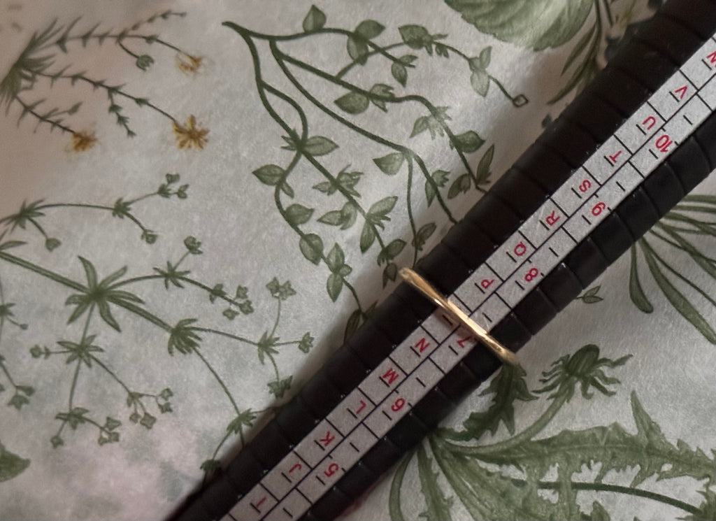Ring gauge showing ring size o