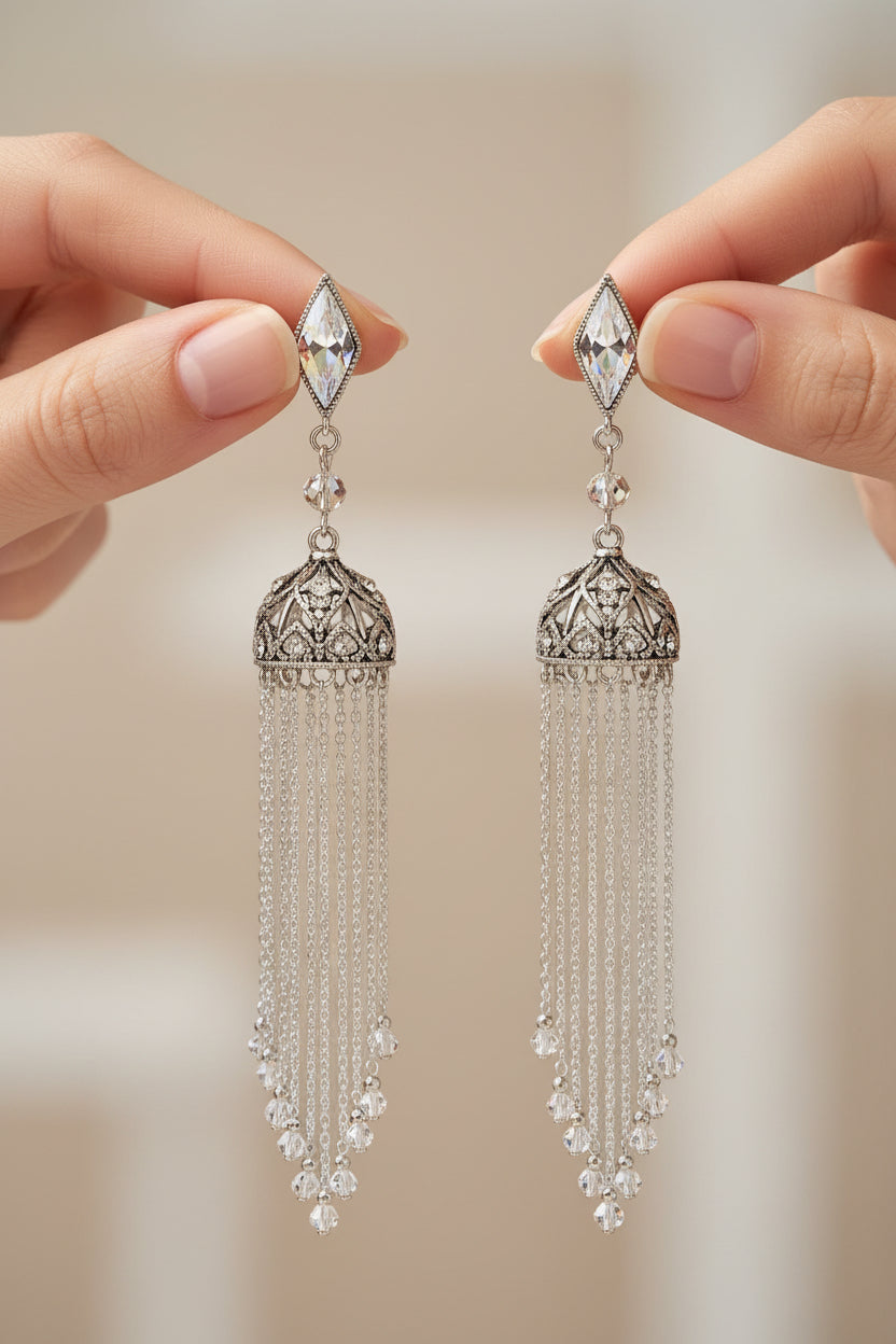 Vintage Style silver-tone Chandelier Tassle Tassel Drop Earrings.