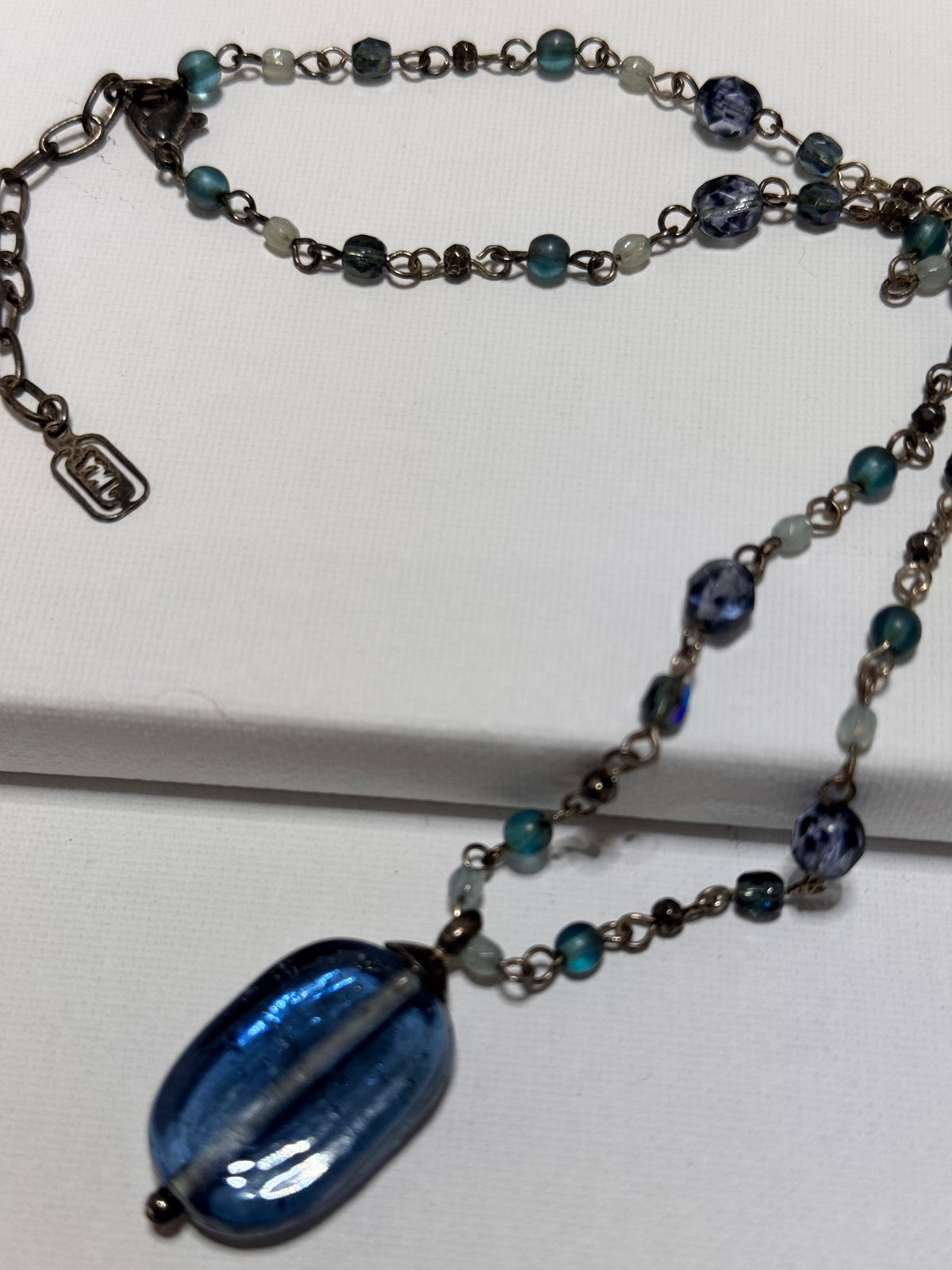 JNY Vintage Blue Glass Bead Pendant Necklace