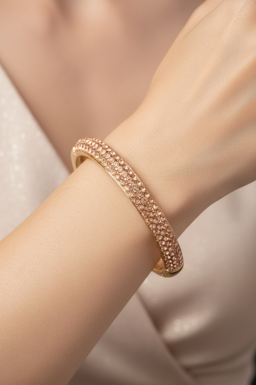 Vintage Oval Rhinestone Cuff Bracelet | Gold Tone