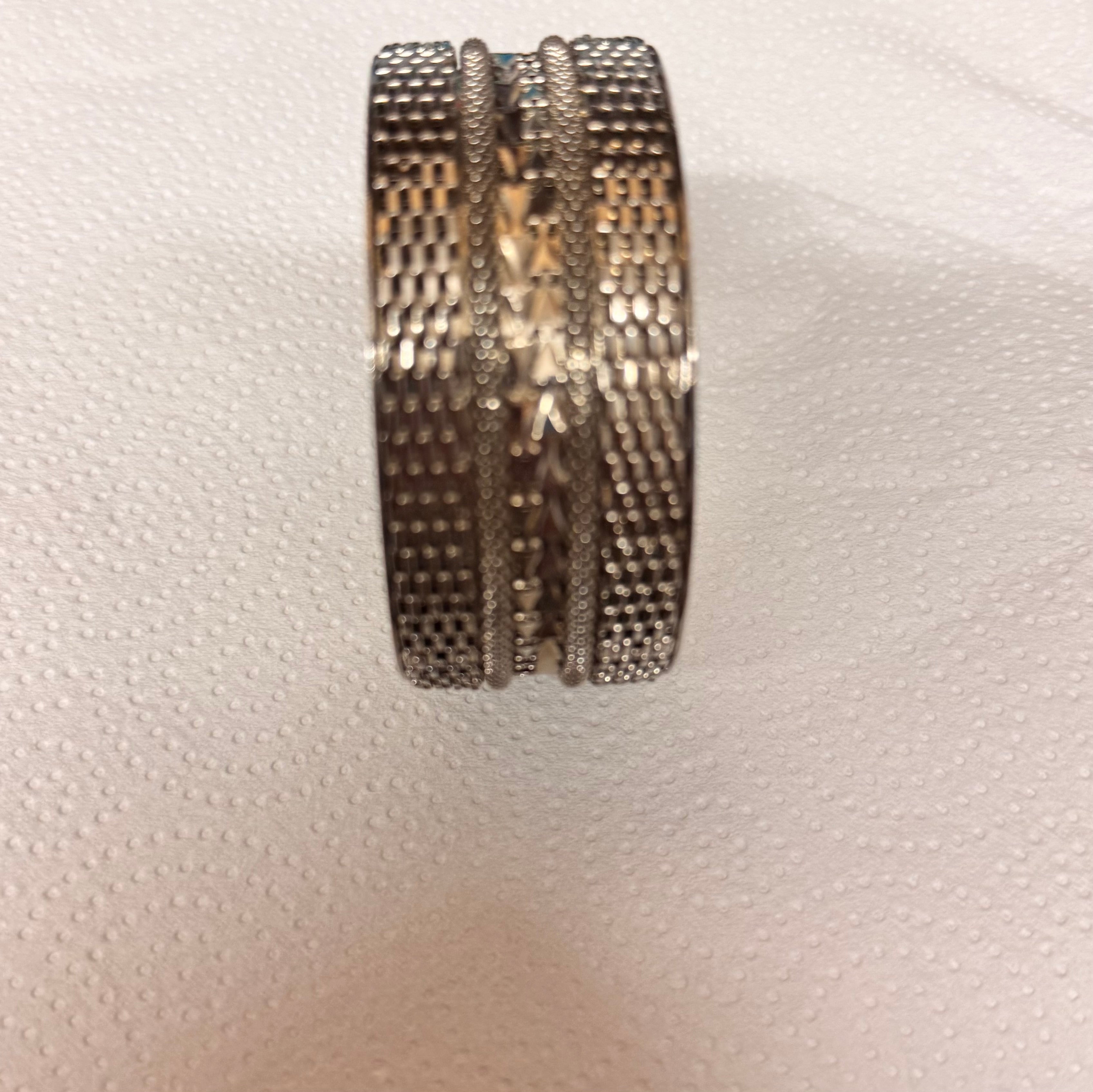 Manchette large couleur argent