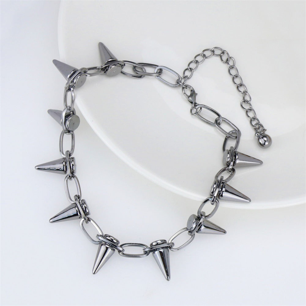 A Close up of the 'Dog Collar' style spikey punk gothic chain.