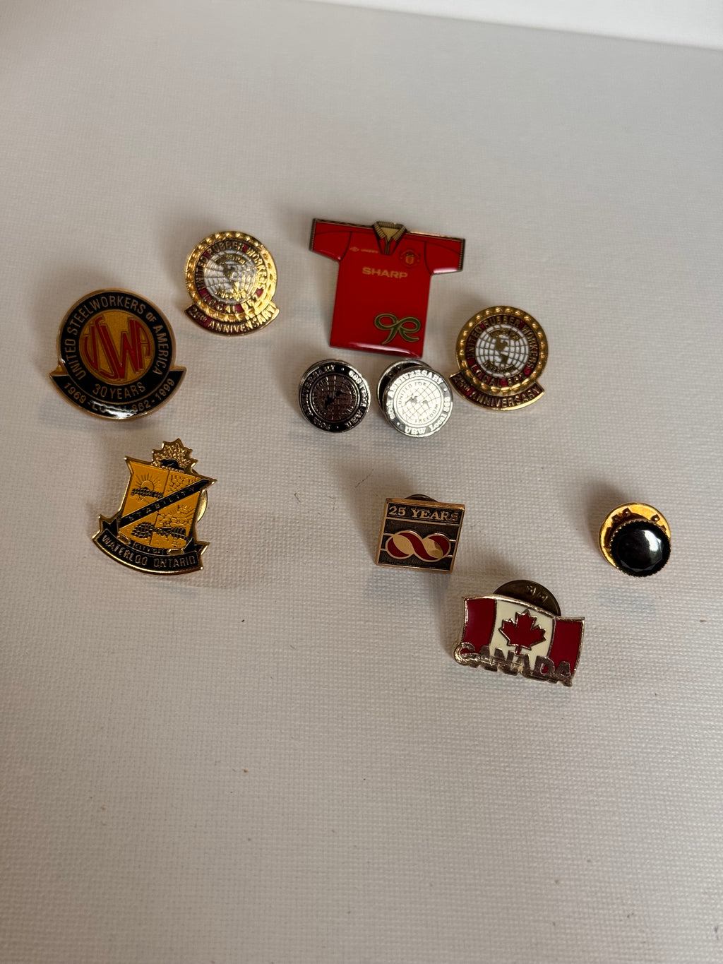 American & Canadian Collectors’ Badges – Lot of 10