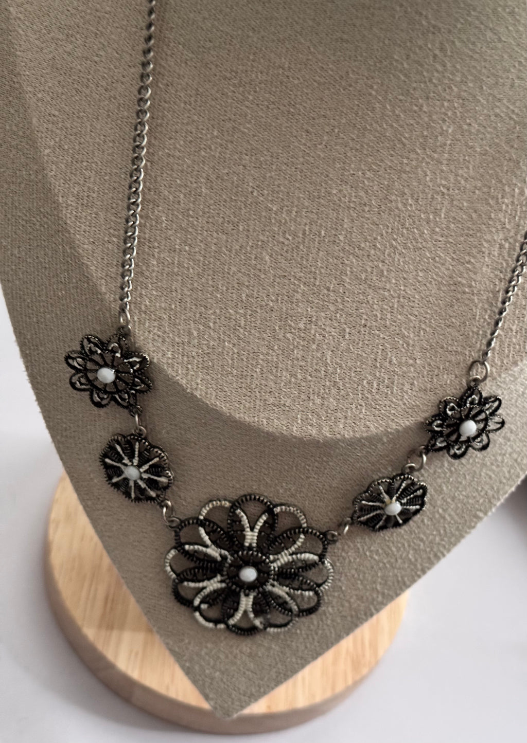 Vintage Black and White Floral Necklace