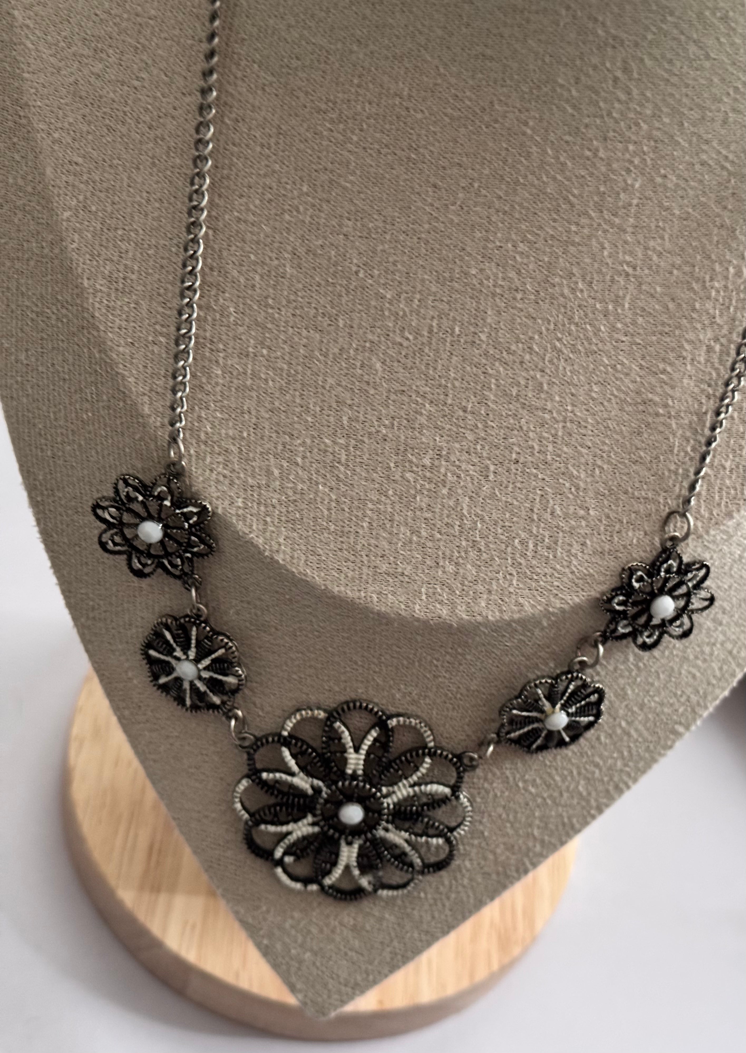 Vintage Black and White Floral Necklace